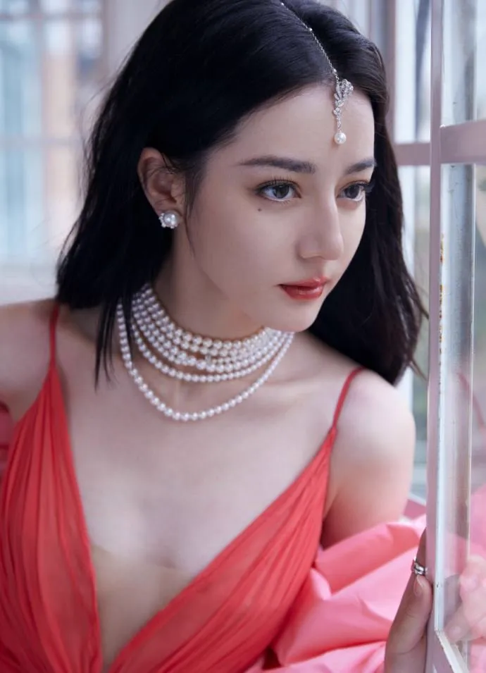 明星的真人秀与校园日常