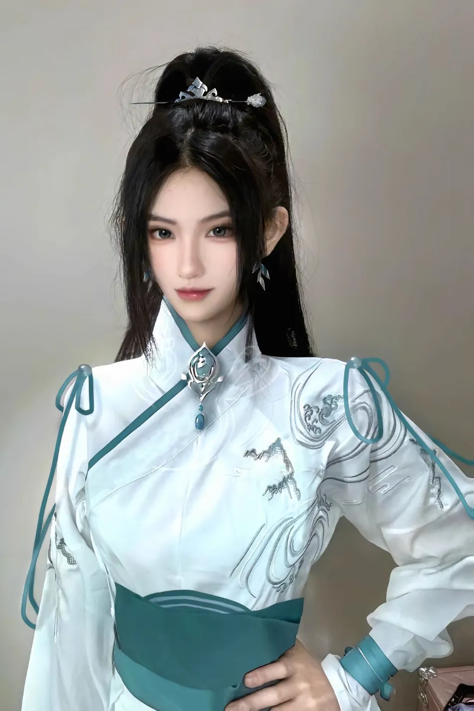 摘下你的狐狸面具